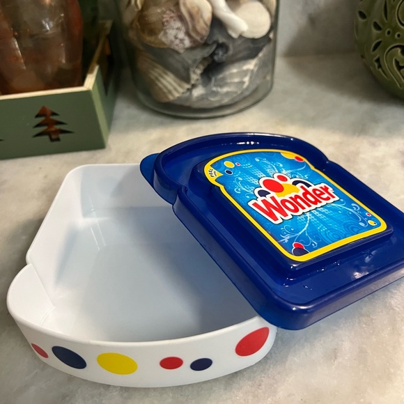 Wonder Bread Sandwich Container - Picture 4 of 5